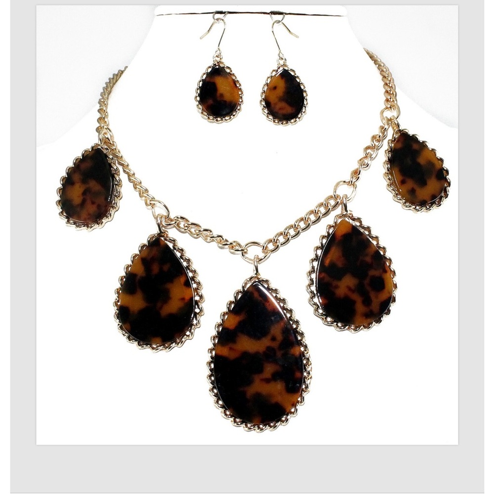 Necklace Earrings Women Gold Brown Tortoise Shell Statement Charm 17"-20"L Set